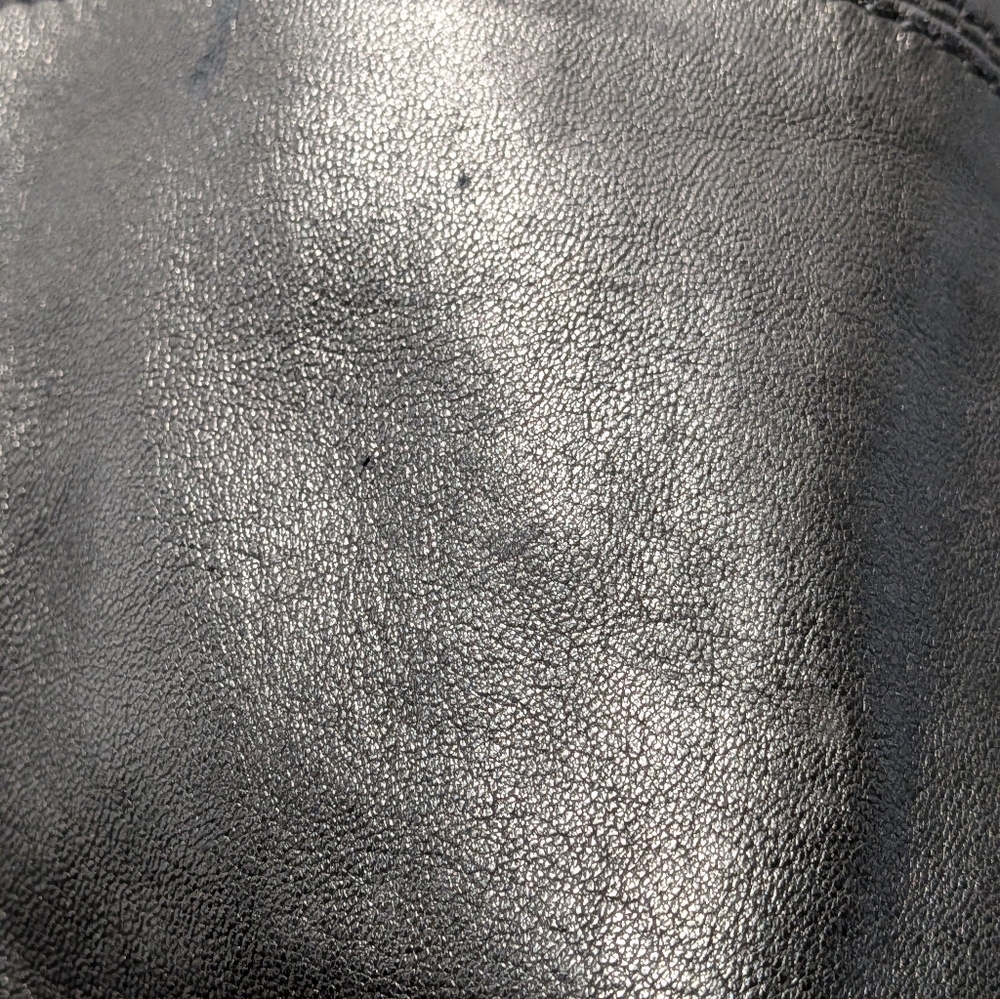 Prada Vitello Diano Black Leather Shoulder Bag 334852 - Picture 10 of 11